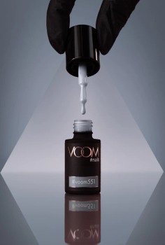 Kolorowy lakier hybrydowy #voom551 BABY, IT`S COLD OUTSIDE 5 ml